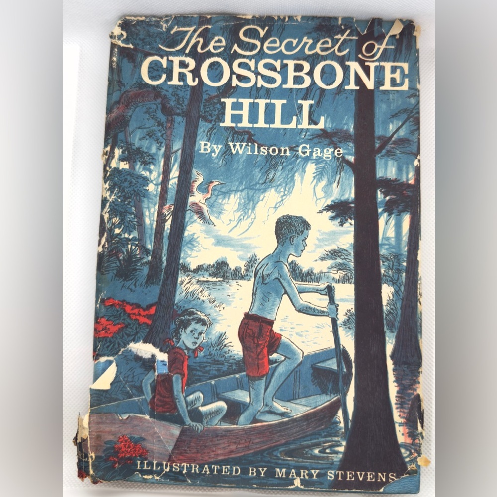 Vintage Book - The Secret of Crossbone Hill // 1960 Hardback w Jacket